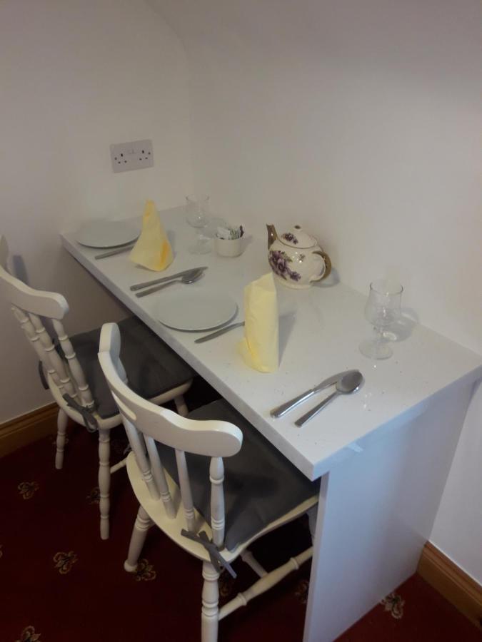 Cedar Lodge Self Catering Accommodation H91 Cf9D Gort Dış mekan fotoğraf